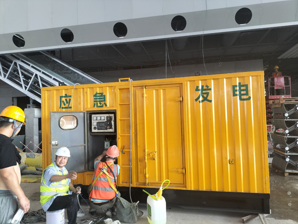 廉江怎样判断空气滤清器是否需要更换？